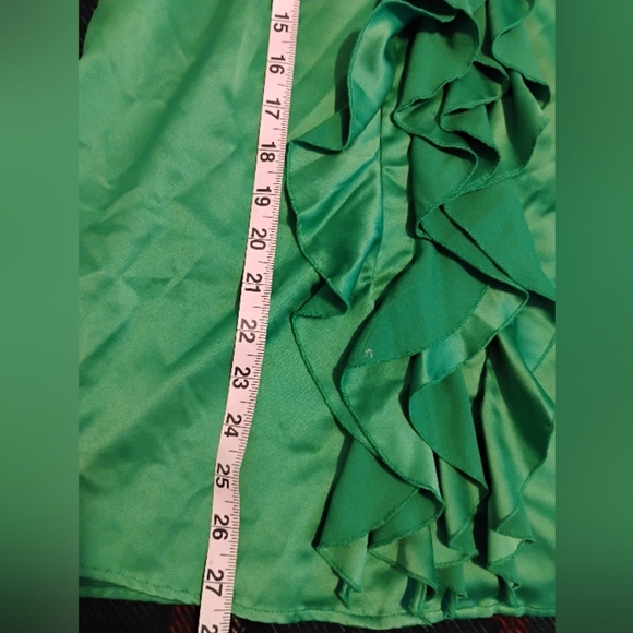 New York And Company Vibrant Green Ruffle, Sleeveless, Satin Blouse. - Picture 9 of 9